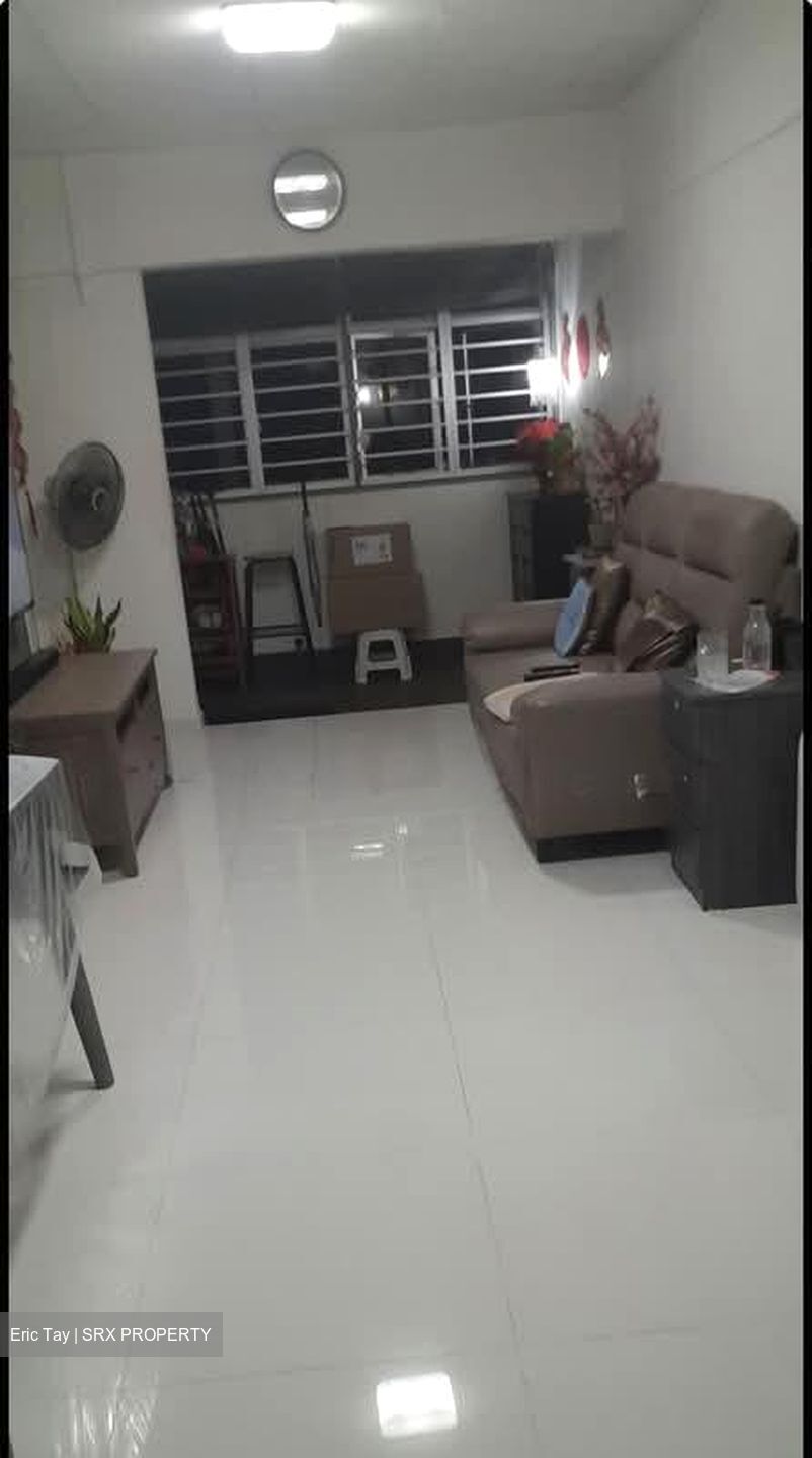 Blk 323 Ang Mo Kio 31 (Ang Mo Kio), HDB 2 Rooms #568528871